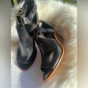 Vince Camuto Black Heels with Sophisticated Design